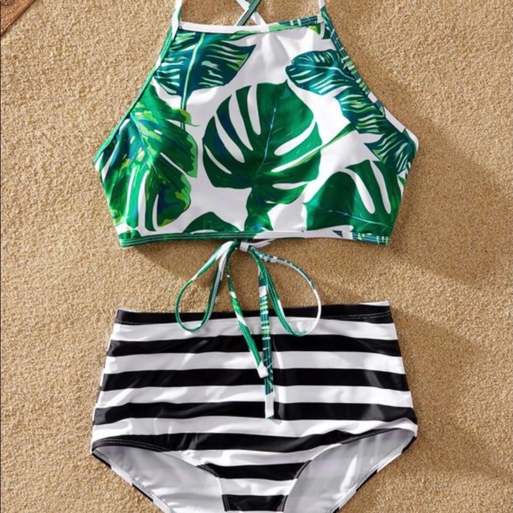 Palm tree NEW WITH TAGS WOMENS SMALL SWIMSUIT
